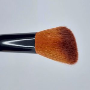 pinceau blush biseauté